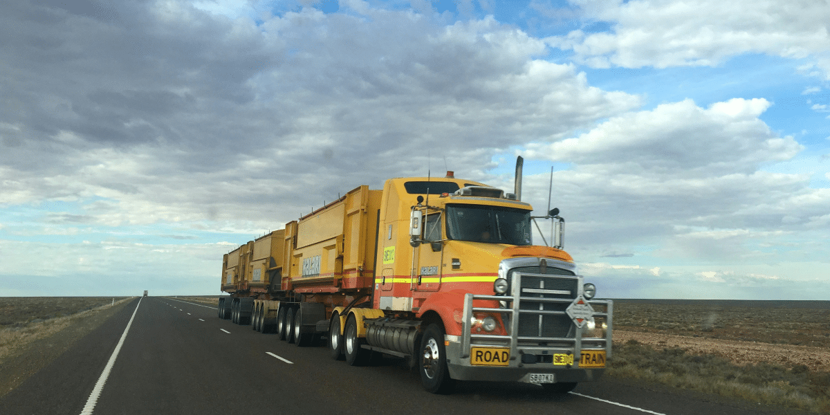 Navigating Heavy Equipment Transportation in San Francisco