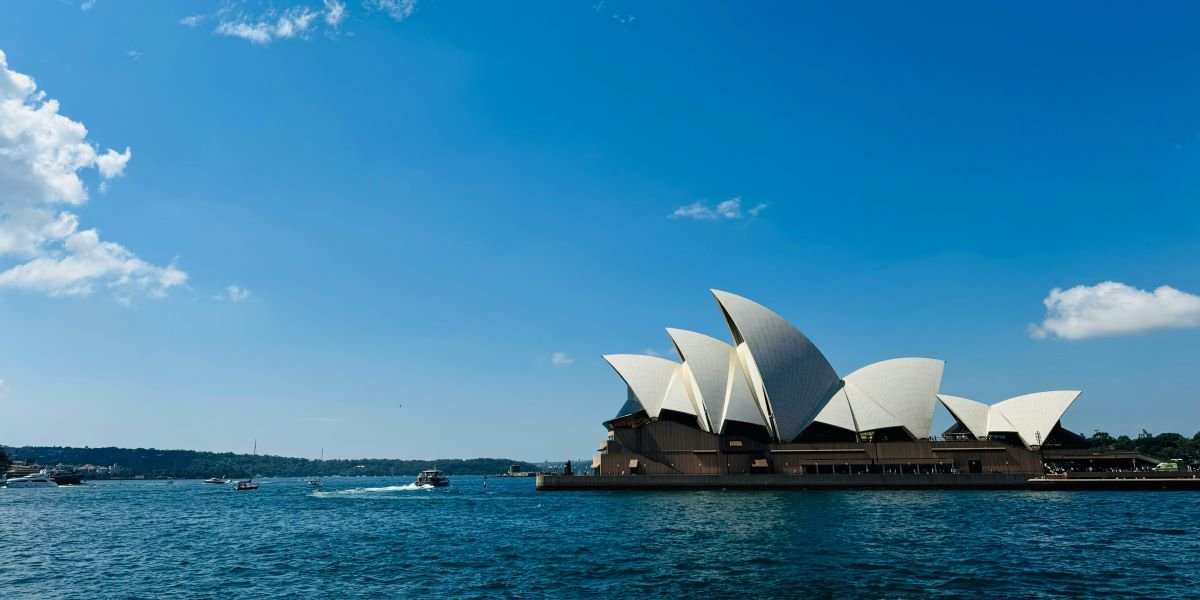 Exploring Sydney, Australia: A City of Iconic Landmarks and Unforgettable Experiences