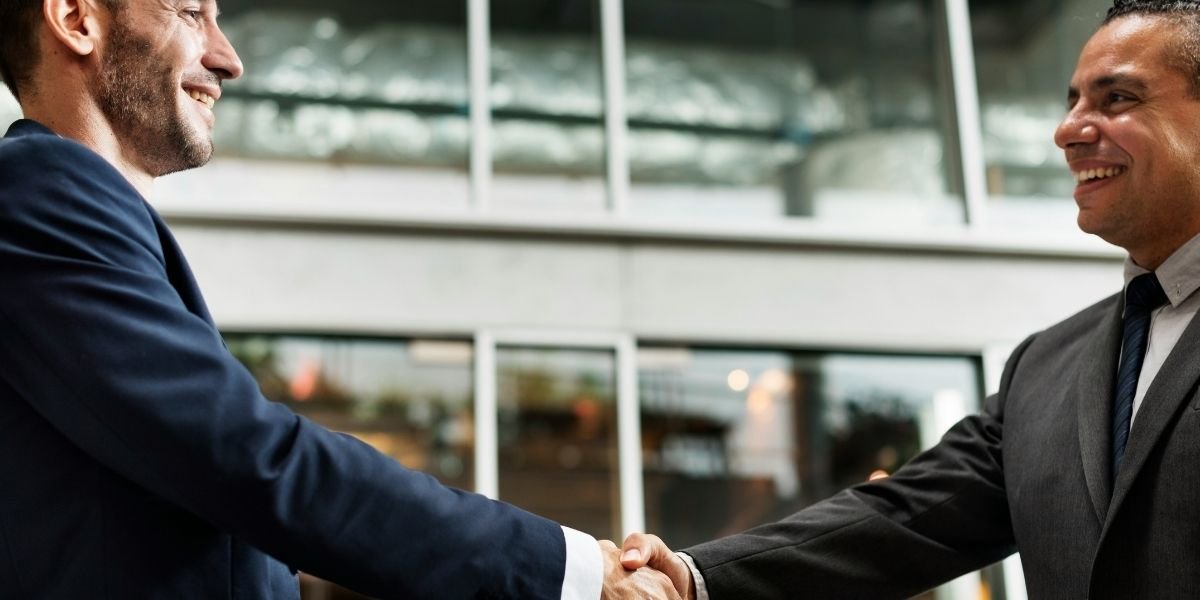 Role of Personal Branding in Attracting Business Partnerships