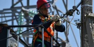 San Francisco Utility Reform Lawmaker Advances Plan to Exit PG&E Partnership