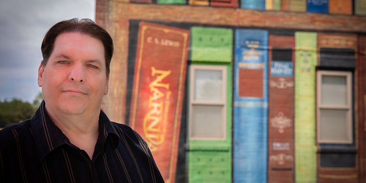 Why Quiet Books Are Not Failing And How Steve Kidd Is Bringing Them Back to Life