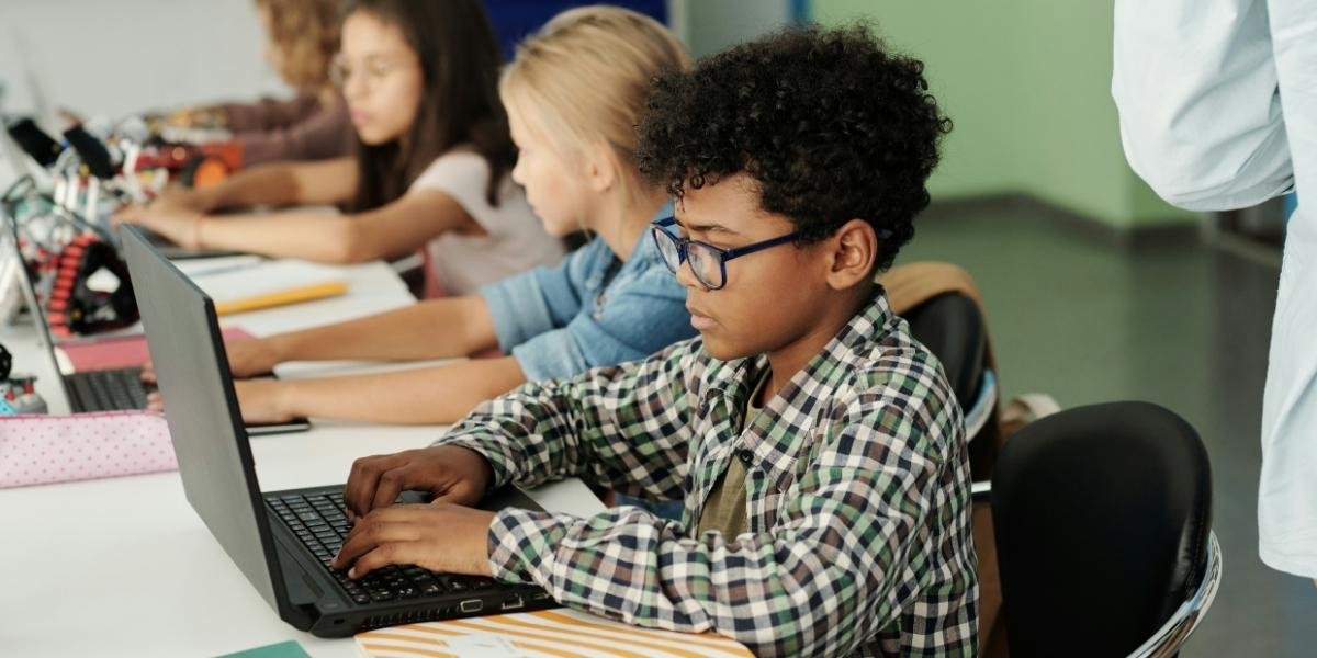 Palo Alto Parents Push for Limits on Classroom Tech
