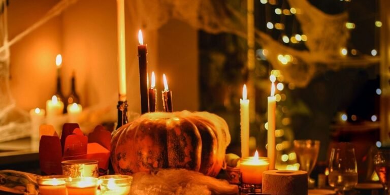 San Francisco's Halloween Events Include Free Parties and Outdoor Movies (1)